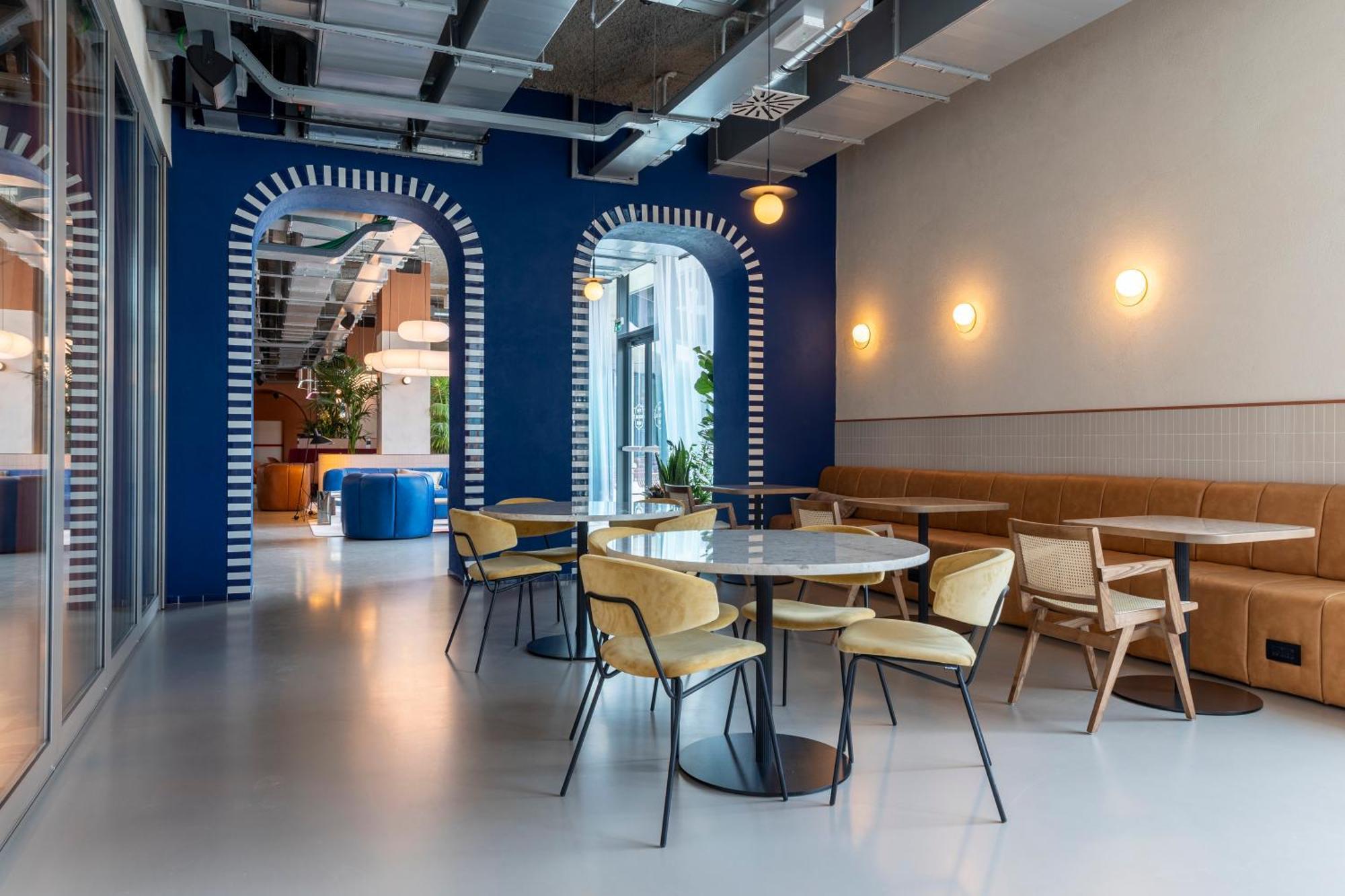 Отель The Social Hub Рим Экстерьер фото