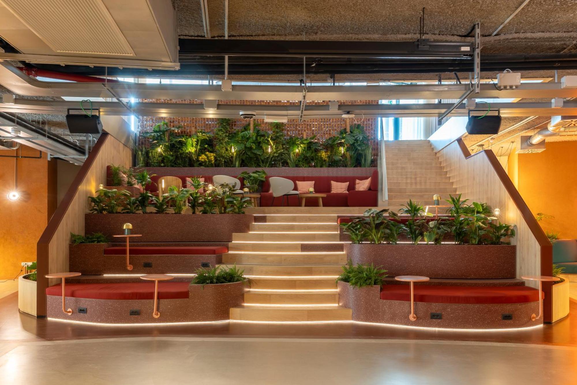 Отель The Social Hub Рим Экстерьер фото