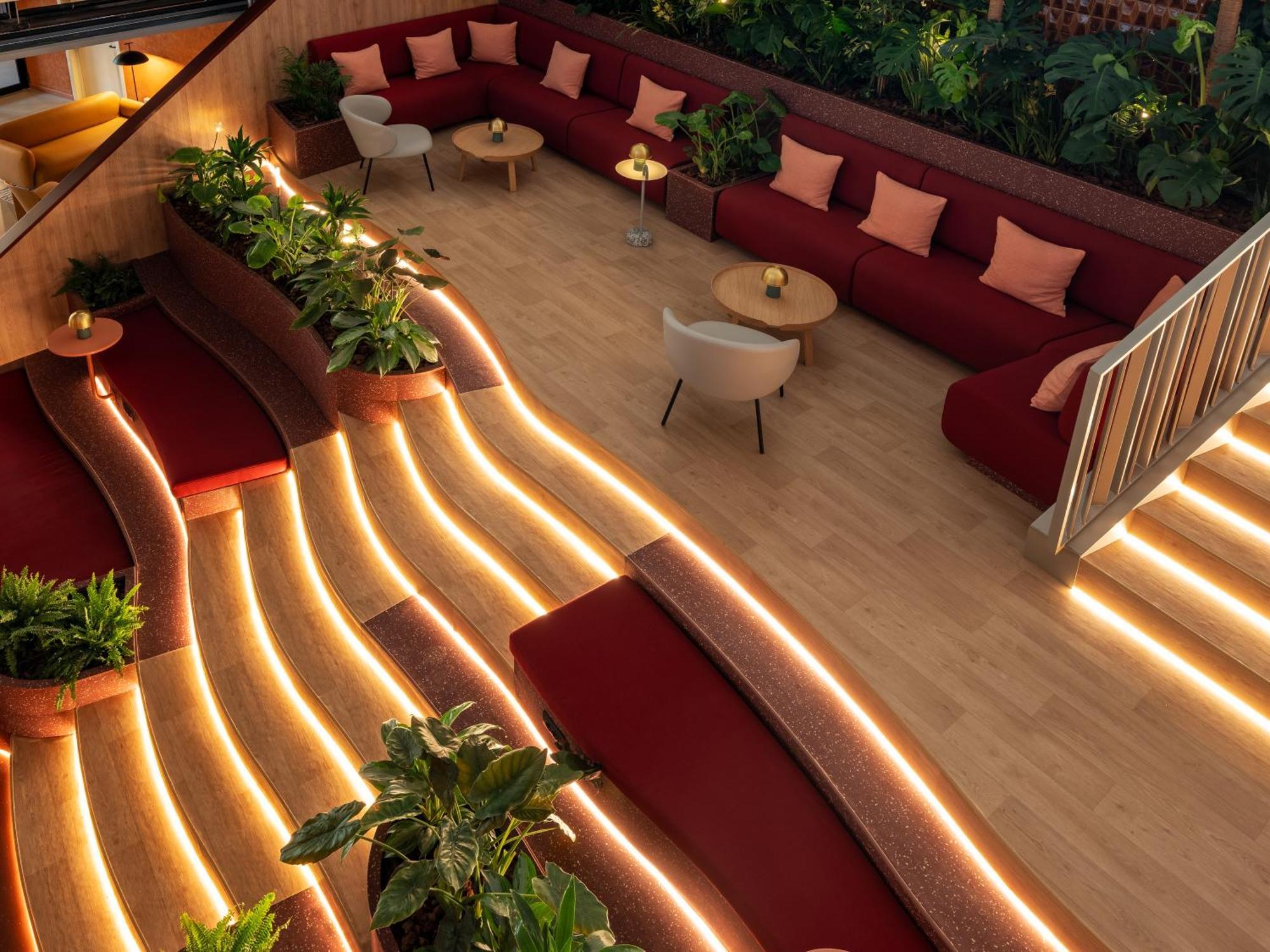Отель The Social Hub Рим Экстерьер фото